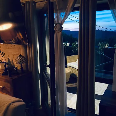 Madib -pokoj Do Wynajecia Gory,nocleg Beskidy, Widoki, Jezioro, Stadnina Koni, Grill, Domek, Apartament, Wypoczynek, Cisza, Spokoj, Nocleg,pokoj Do Wynajecia *