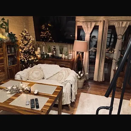 Chalet Madib -pokoj Do Wynajecia Gory,nocleg Beskidy, Widoki, Jezioro, Stadnina Koni, Grill, Domek, Apartament, Wypoczynek, Cisza, Spokoj, Nocleg,pokoj Do Wynajecia Sucha Beskidzka