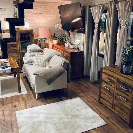 Madib -pokoj Do Wynajecia Gory,nocleg Beskidy, Widoki, Jezioro, Stadnina Koni, Grill, Domek, Apartament, Wypoczynek, Cisza, Spokoj, Nocleg,pokoj Do Wynajecia * Sucha Beskidzka