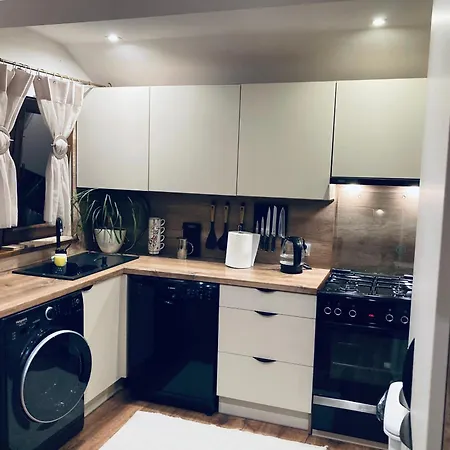 Madib -pokoj Do Wynajecia Gory,nocleg Beskidy, Widoki, Jezioro, Stadnina Koni, Grill, Domek, Apartament, Wypoczynek, Cisza, Spokoj, Nocleg,pokoj Do Wynajecia *