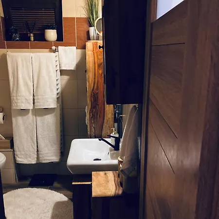 Madib -pokoj Do Wynajecia Gory,nocleg Beskidy, Widoki, Jezioro, Stadnina Koni, Grill, Domek, Apartament, Wypoczynek, Cisza, Spokoj, Nocleg,pokoj Do Wynajecia Sucha Beskidzka